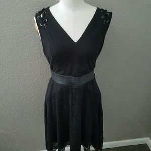 Hot topic black dress